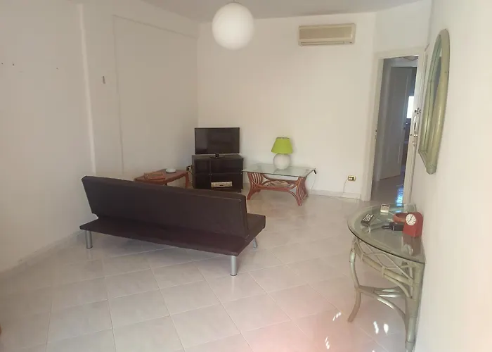 A Due Passi Poetto E Parco Molentargius 公寓